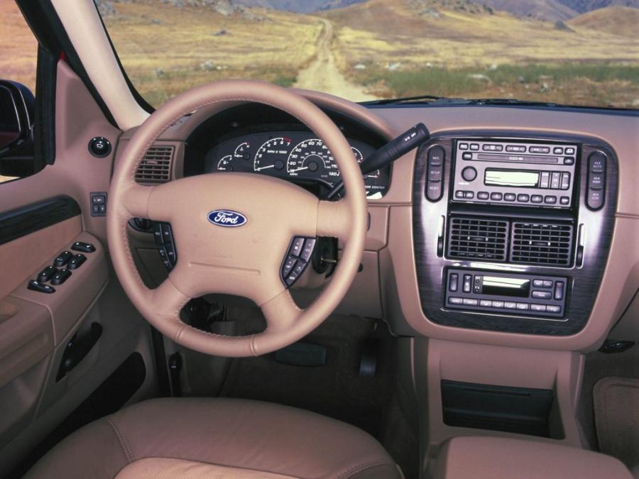  Ford Explorer 2001 года  (фото 11 из 21)